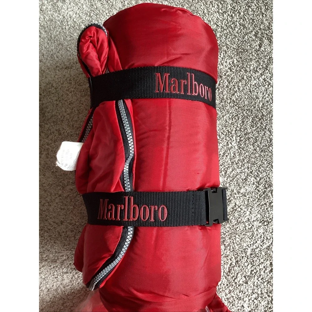 NEW VTG Marlboro Unlimited Red Sleeping Bag 88848 RECTANGULAR 1 Person